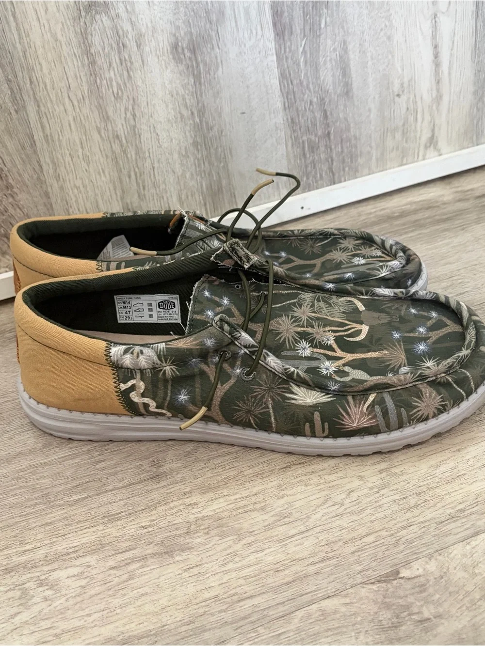 Hey Dude Wally Funk Oasis Camo SlipOn Shoes Men's 14 Army Green Desert Cactus